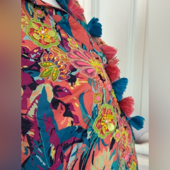 Soft Surroundings Vibrant Floral Coverup - Picture 12 of 17